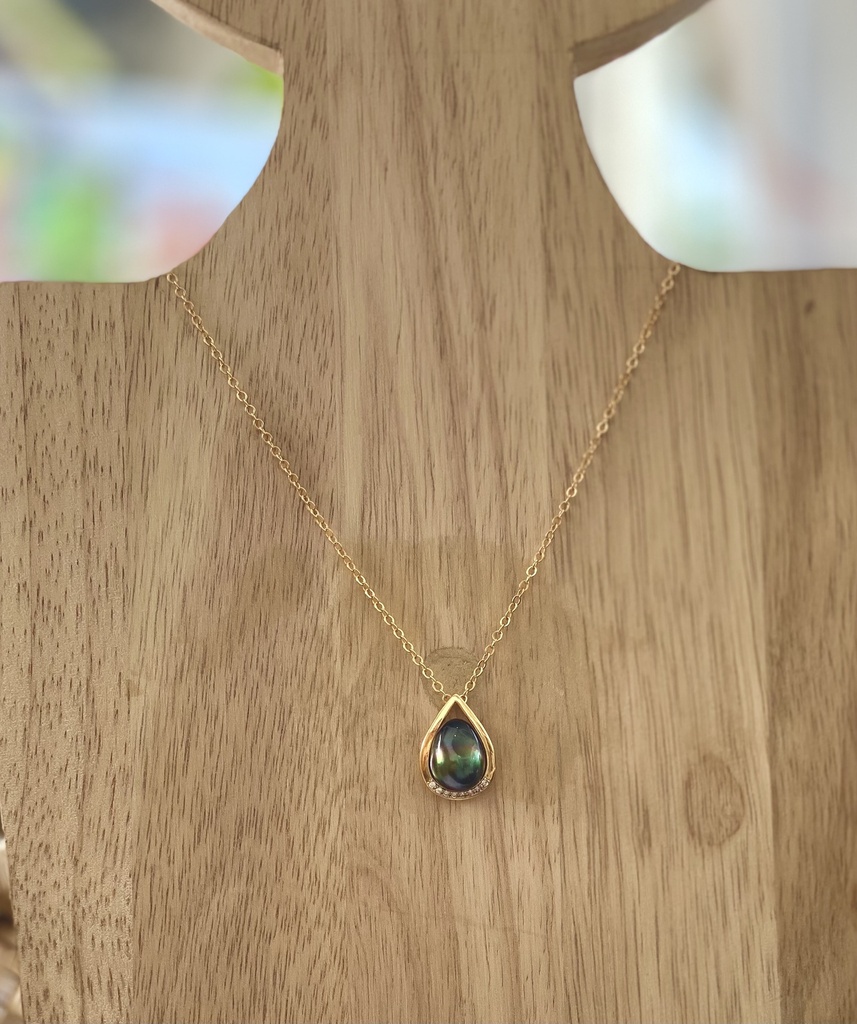COLLIER MARU