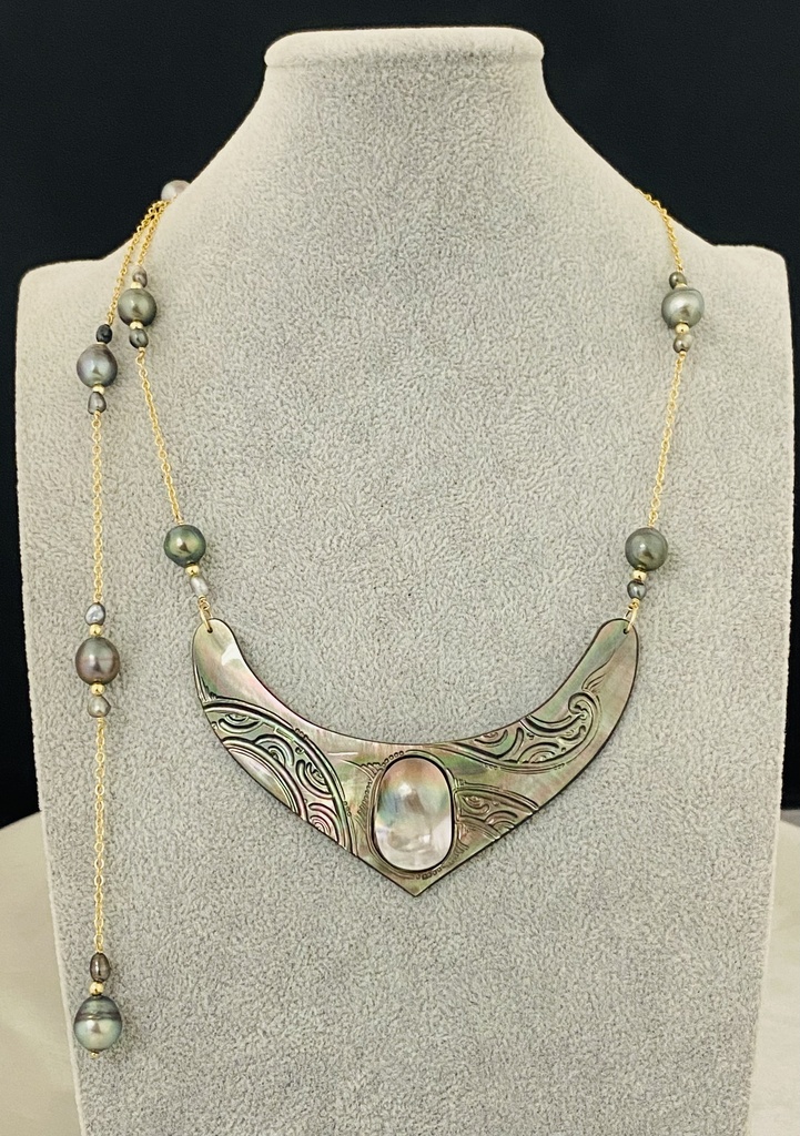 COLLIER HAKU AVEC PENDENTIF DE DOS