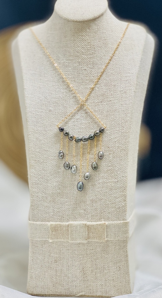 COLLIER AMURA