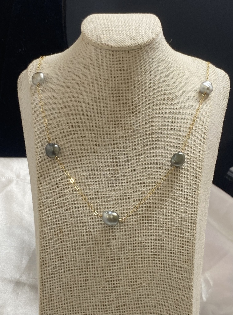 COLLIER FETIA
