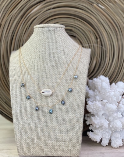 COLLIER NINA
