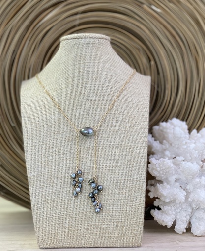 COLLIER MEARAU