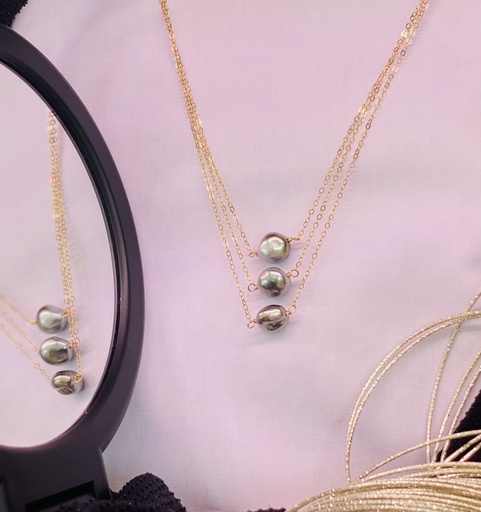 COLLIER NAIKI KEISHIS