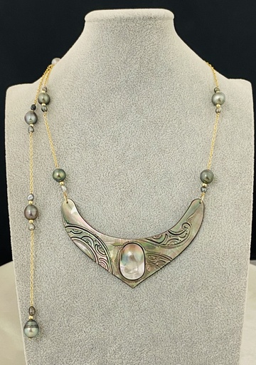 COLLIER HAKU AVEC PENDENTIF DE DOS