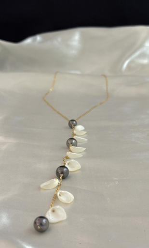 COLLIER MOANAITI